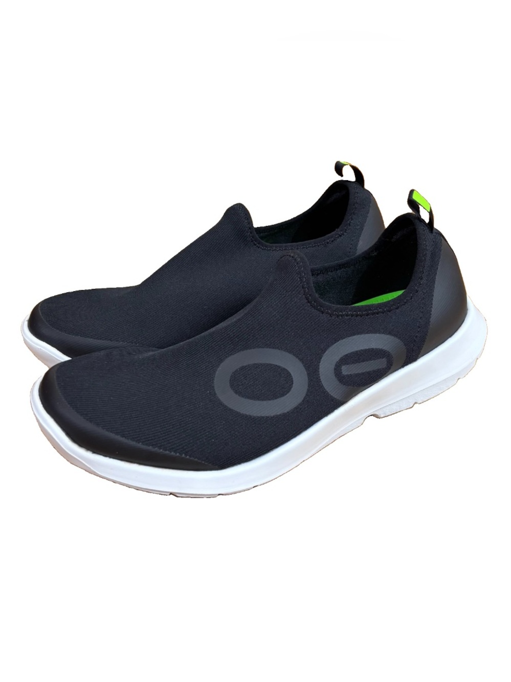 OOFOS OOmg Sport Recovery Shoes Men’s Size 11 Black & White Slip On
